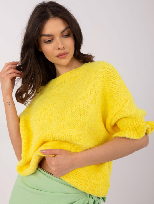 Uroczy sweter z falbanką Desma