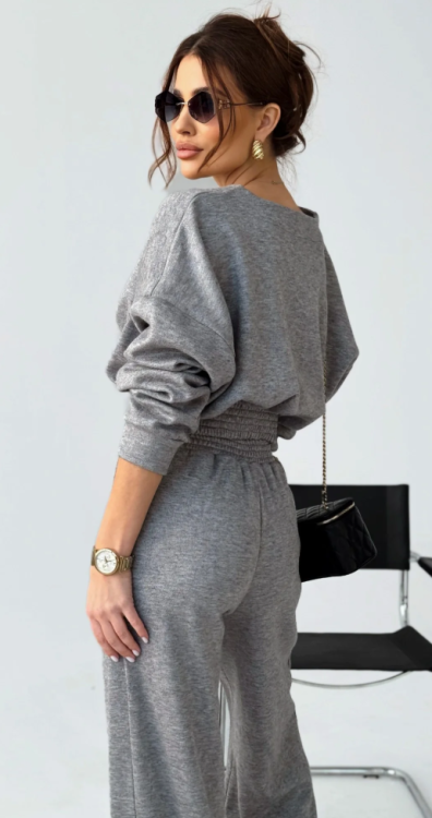 Sweterkowy komplet szerokie spodnie + bluza Meggi