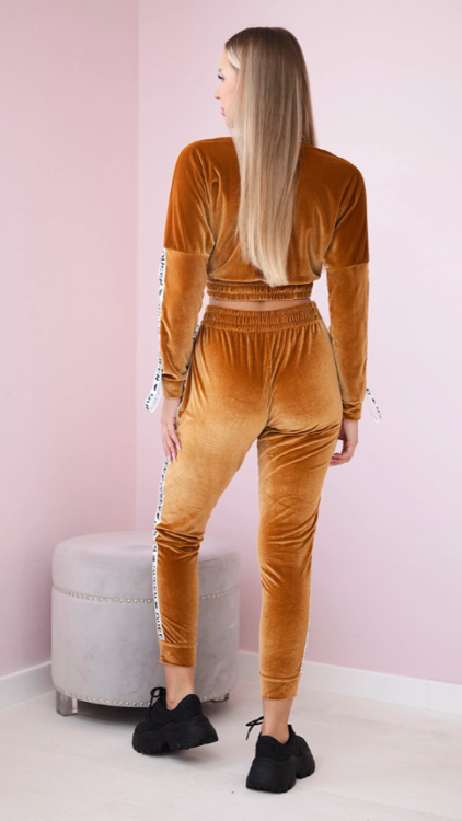 Welurowy dres - krótka bluza + spodnie Queen