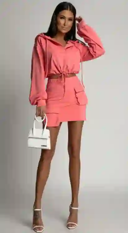 Stylowy komplet krótka bluza + spódnica cargo Amina