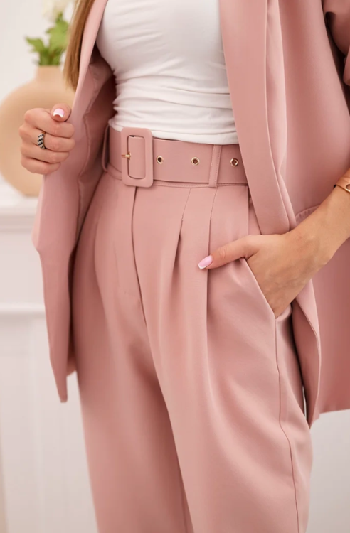 Elegancki komplet damski – marynarka + spodnie Encanta